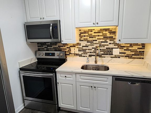 3rd image of 23238 Rosewood Ct #2D