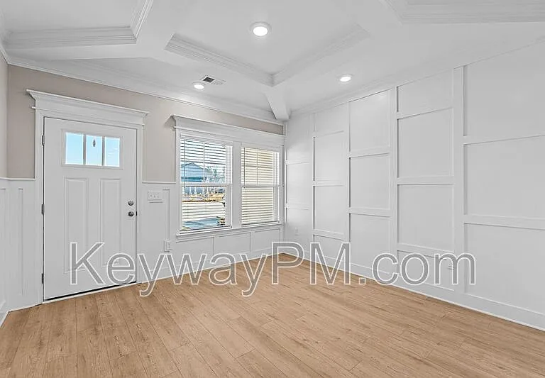 3125 Venetian Dr — Photo 4