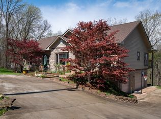 1123 Longview Dr, Hendersonville, TN 37075