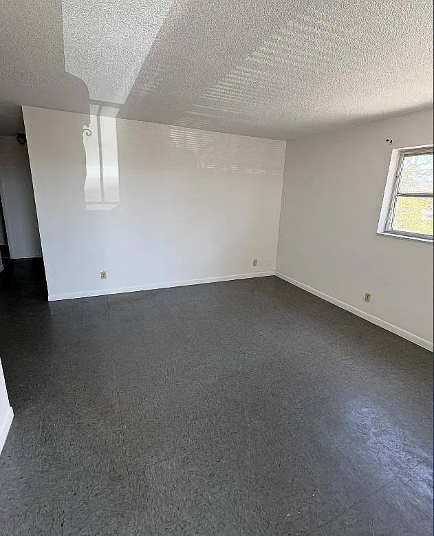 Unit Photo - 1406 Barton Rd #20