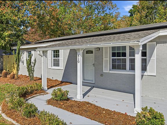 2nd image of 410 Oakland Cir NW