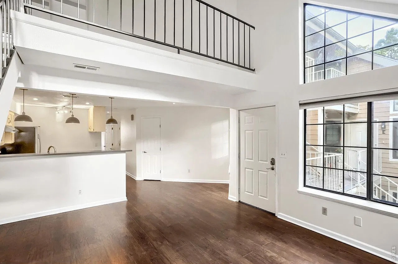 2 bed, 1022 sqft, $2,250 — Photo 4