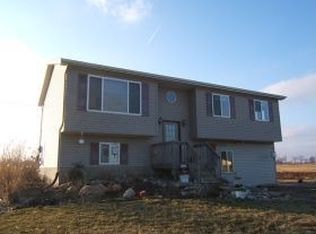 2560 S Hollister Rd, Ovid, MI 48866