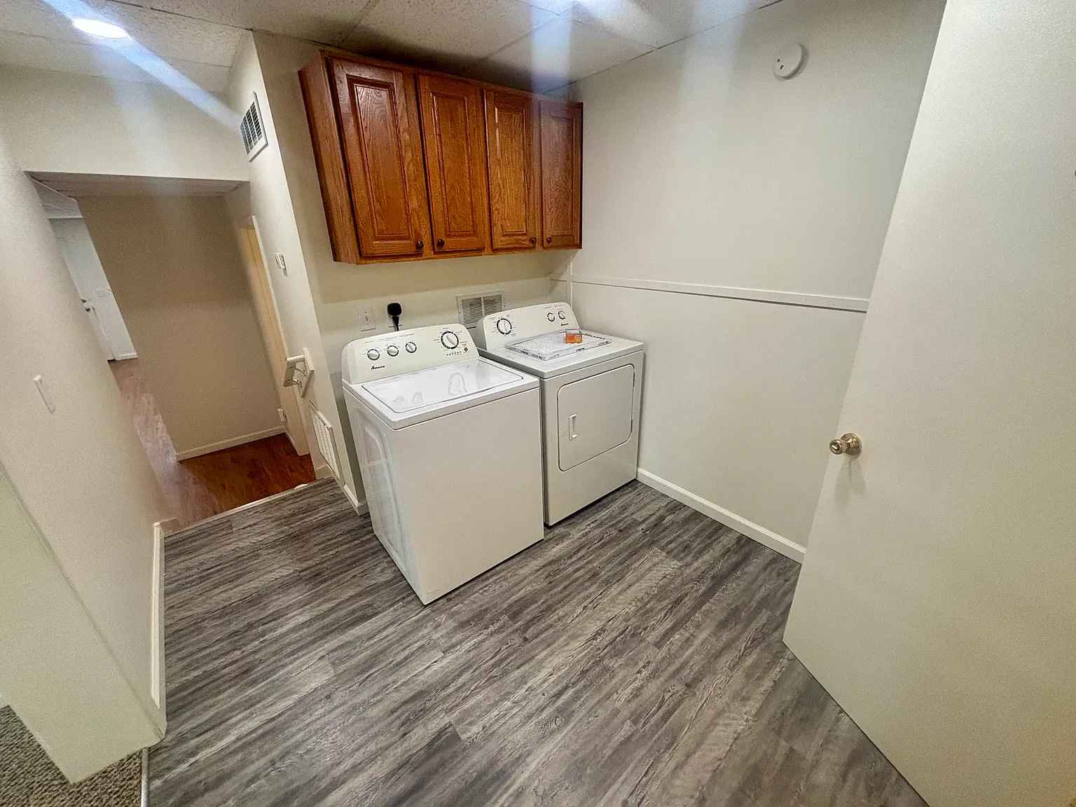 1 bed, 1.5 bath, 700 sqft, $750 — Photo 4