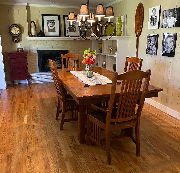 Large dining room for entertaining