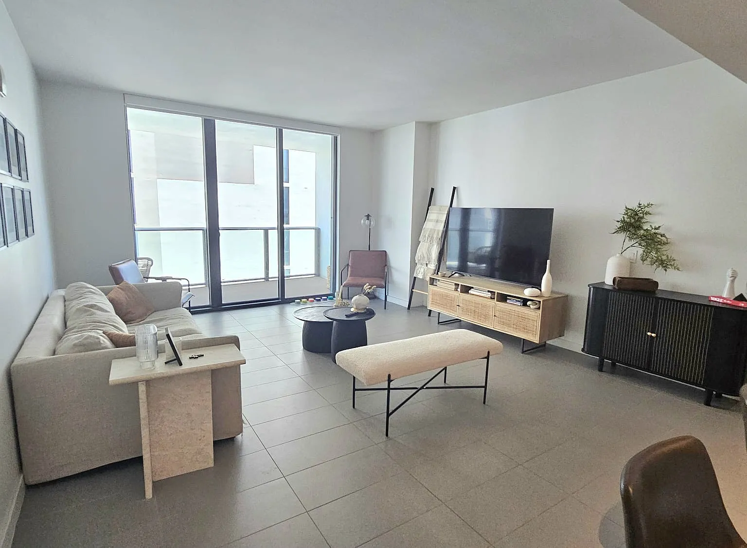 1 bed, 800 sqft, $3,050 — Photo 1