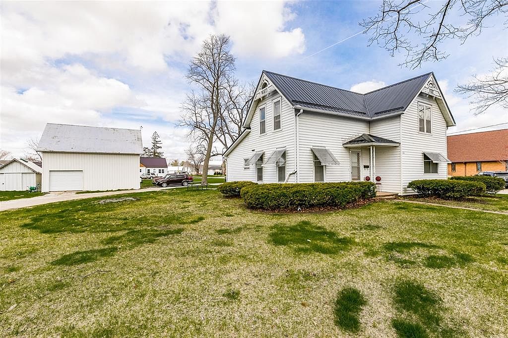 301 S Main Ave, IA 52202 Zillow