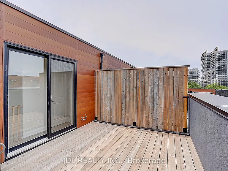 370 Red Maple Rd #D-119 — Photo 47