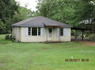 1690 E Franklin St, Carthage, MS 39051