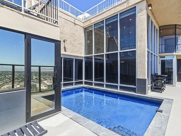 3111 Bel Air Dr #28H — Photo 41