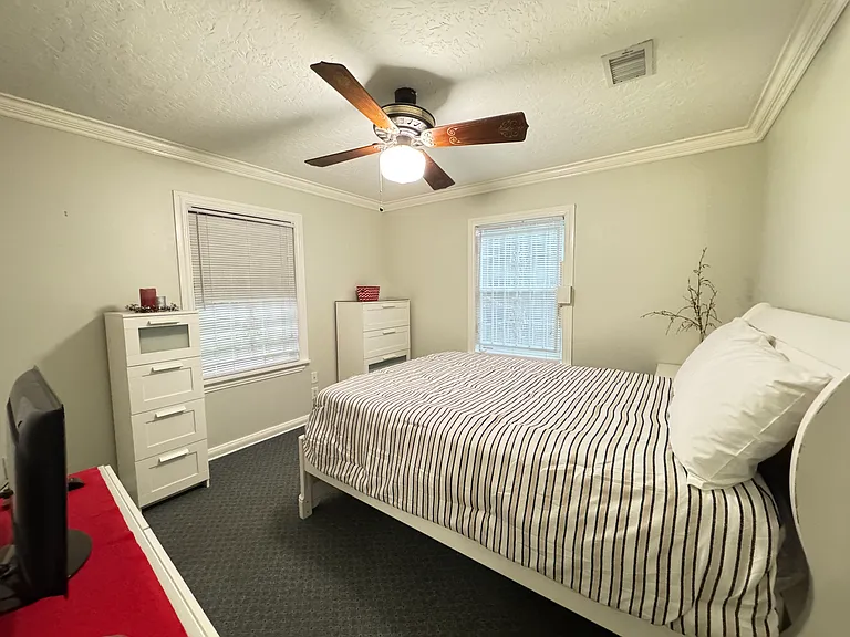 743 Coral St — Photo 34