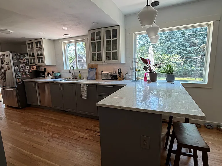 Quartz countertops