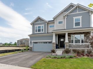 265 Hamilton Rd, Saint Charles, IL 60175