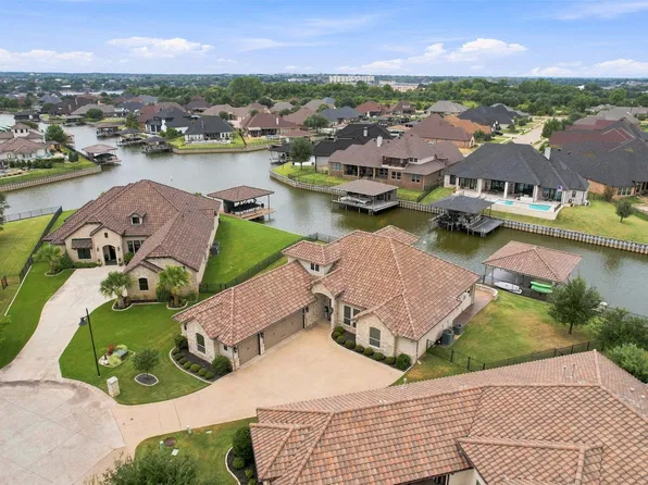 1601 Malibu Bay Ct, Granbury, TX 76048