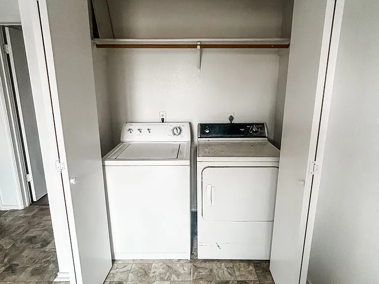 1604 Windward Dr #D — Photo 7