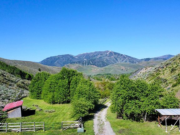 2nd image of 120 Keystone Rd