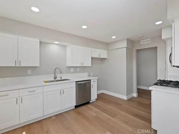 828 W Avenue J12, Lancaster, CA 93534