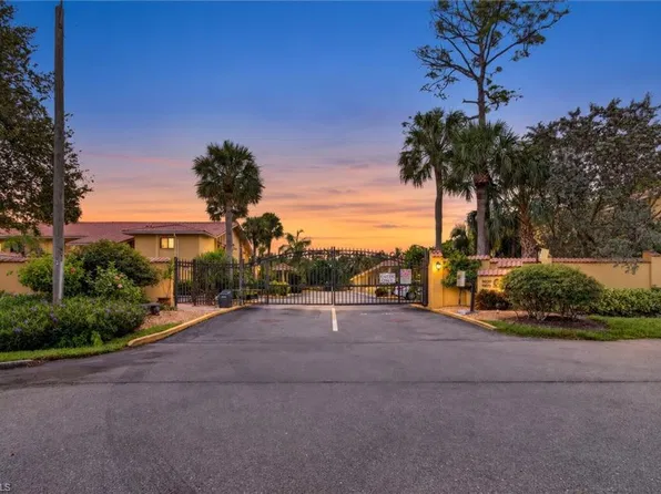 9820 Citadel LN #202, BONITA SPRINGS, FL 34135