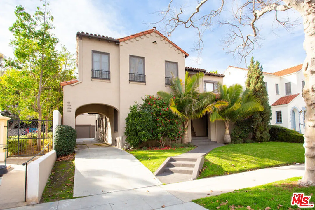 Building Photo - 153 N Arnaz Dr