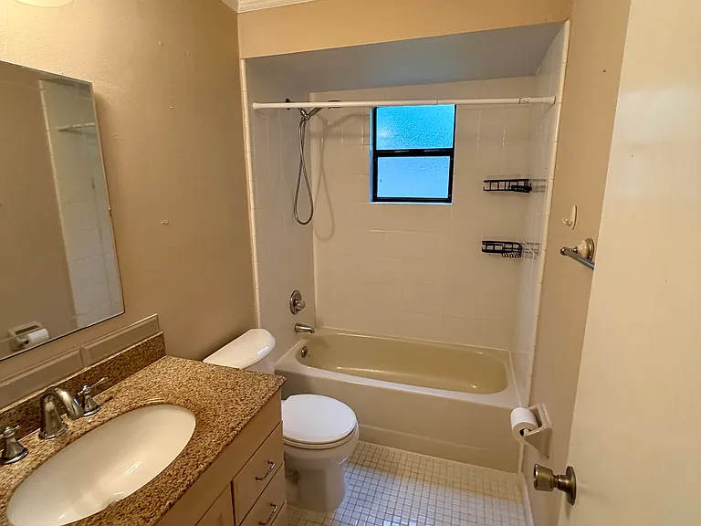3010 Yule Tree Dr — Photo 5
