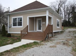 140 Fairview Ave, Horse Cave, KY 42749