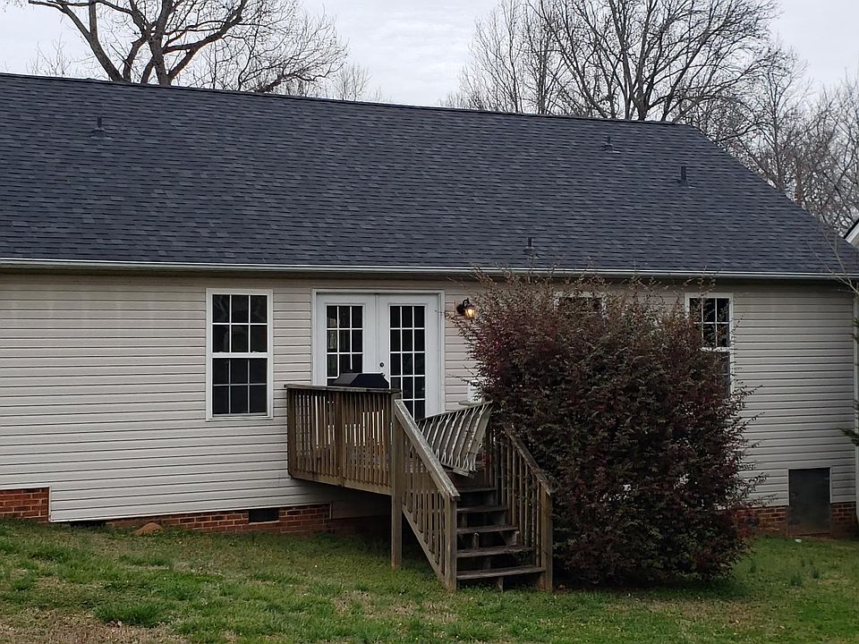 2nd image of 30 Stevenson Rd