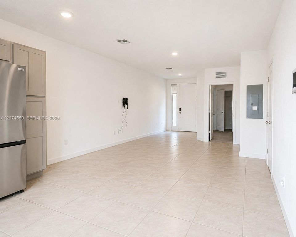 364 NW 8th Ct #364, photo 5