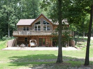 6380 Meachum Ln, Iuka, IL 62849