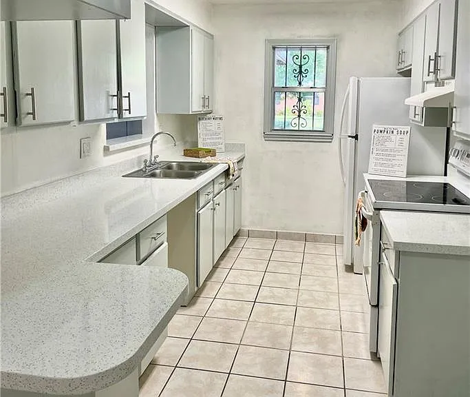 2520 Goldcrest Ave — Photo 5