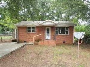 827 Cranford St, Winston Salem, NC 27107
