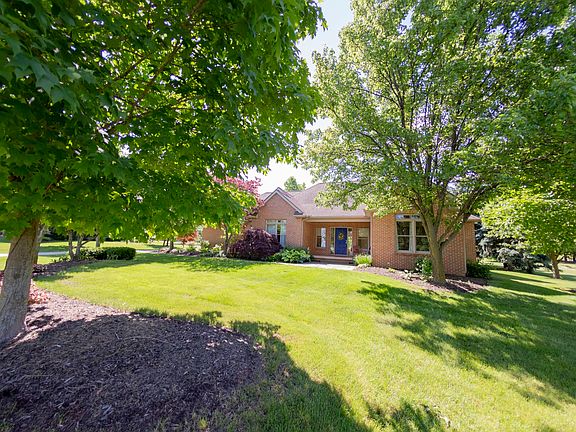 2nd image of 9313 Avedon Ln