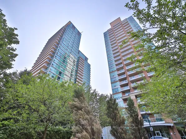 80 Western Battery Rd #212, Toronto, ON M6K 3S1