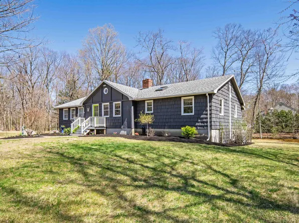 2 Hartmann Place, Exeter, NH 03833