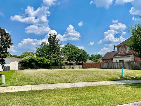 7771 Settlers Cir, Baton Rouge, LA 70810