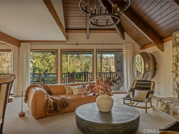 27538 W Shore Rd, Lake Arrowhead, CA 92352