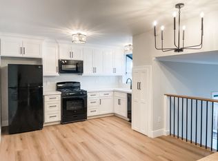 2443 Rue De Cannes, Costa Mesa, CA 92627