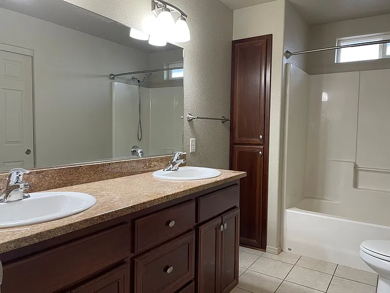 3564 Avenue G — Photo 14
