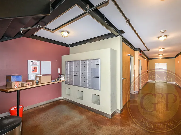 200 Townsend St #1 — Photo 5