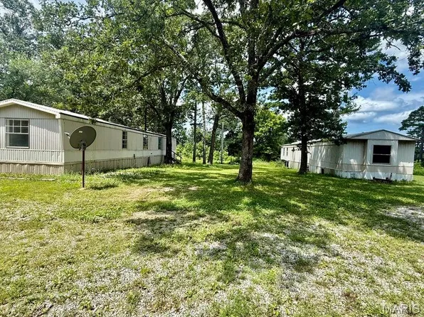 8905 Highway E E, Houston, MO 65483