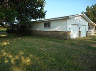 14700 Rr 2, Porum, OK 74455