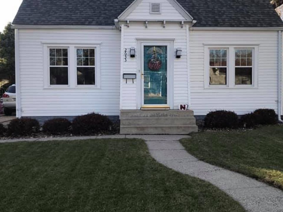 1st image of 2633 S Coral St