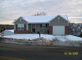 725 Clarke St, De Soto, MO 63020