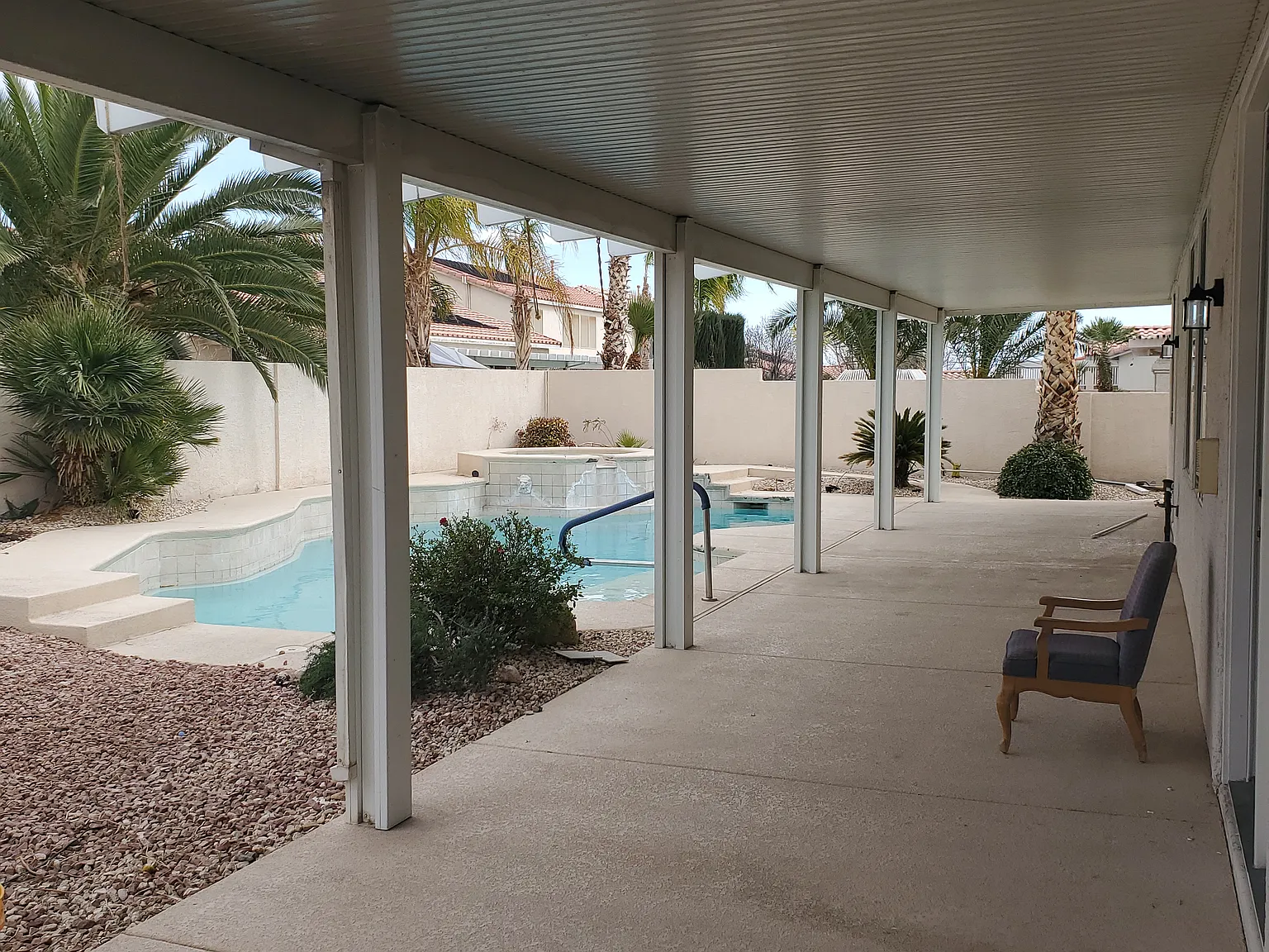 4 bed, 3050 sqft, $2,500 — Photo 2