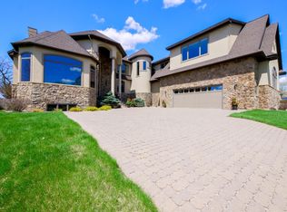 646 E Lake Geneva Rd NE, Alexandria, MN 56308