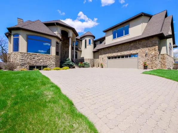 646 E Lake Geneva Rd NE, Alexandria, MN 56308