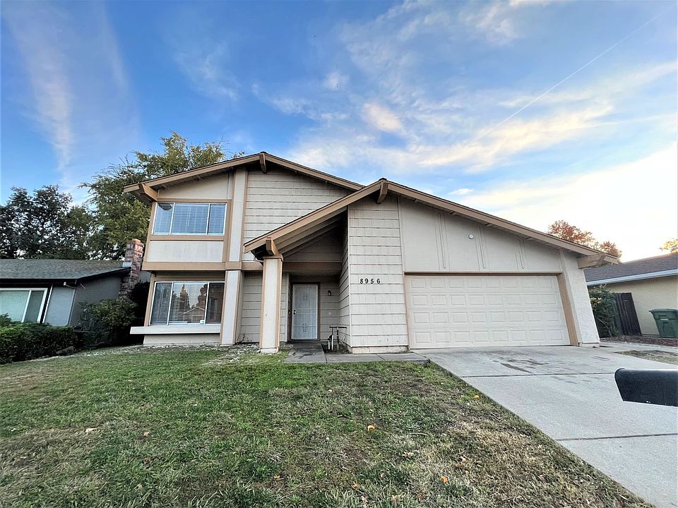 1st image of 8956 Castle Park Dr
