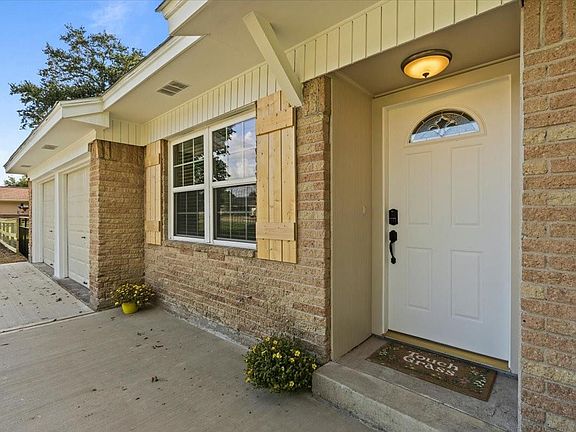 5th image of 3405 Meadowlark Ln