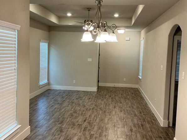 636 The Cottages Dr