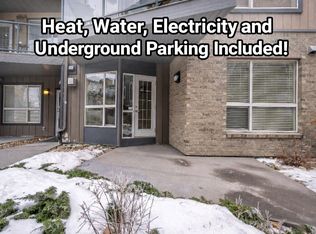 2420 34th Ave SW #112, Calgary, AB T2T 2C8