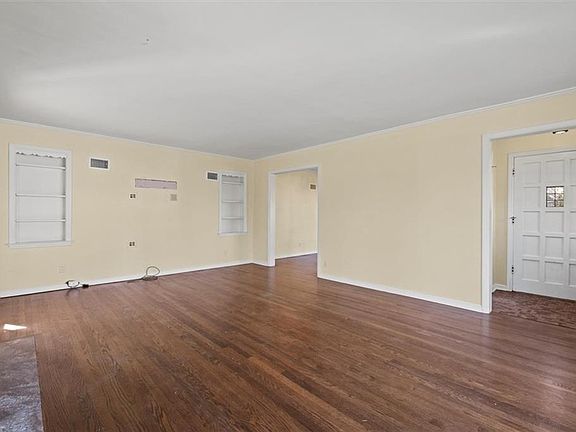 4th image of 5 W 53rd Ter